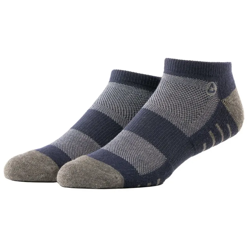 TravisMathew Cuater Eighteener Socks